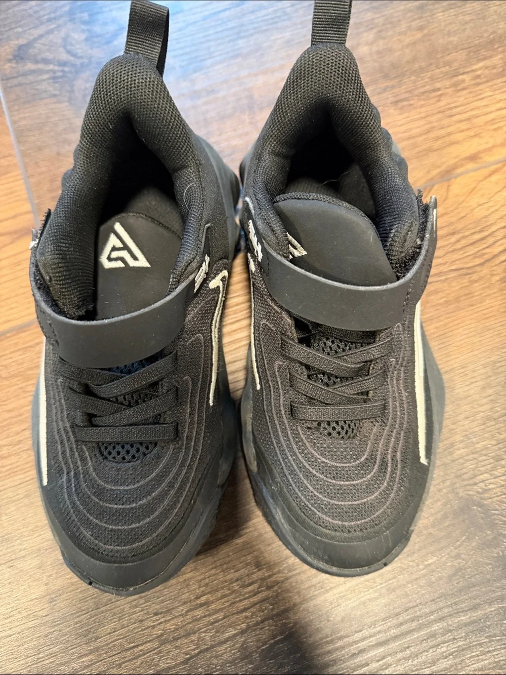 Little boy Nike 11c